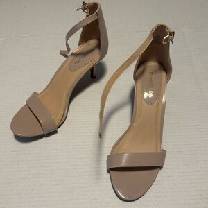 Size 10 strappy nude beige heels women’s date dressy pumps sandals